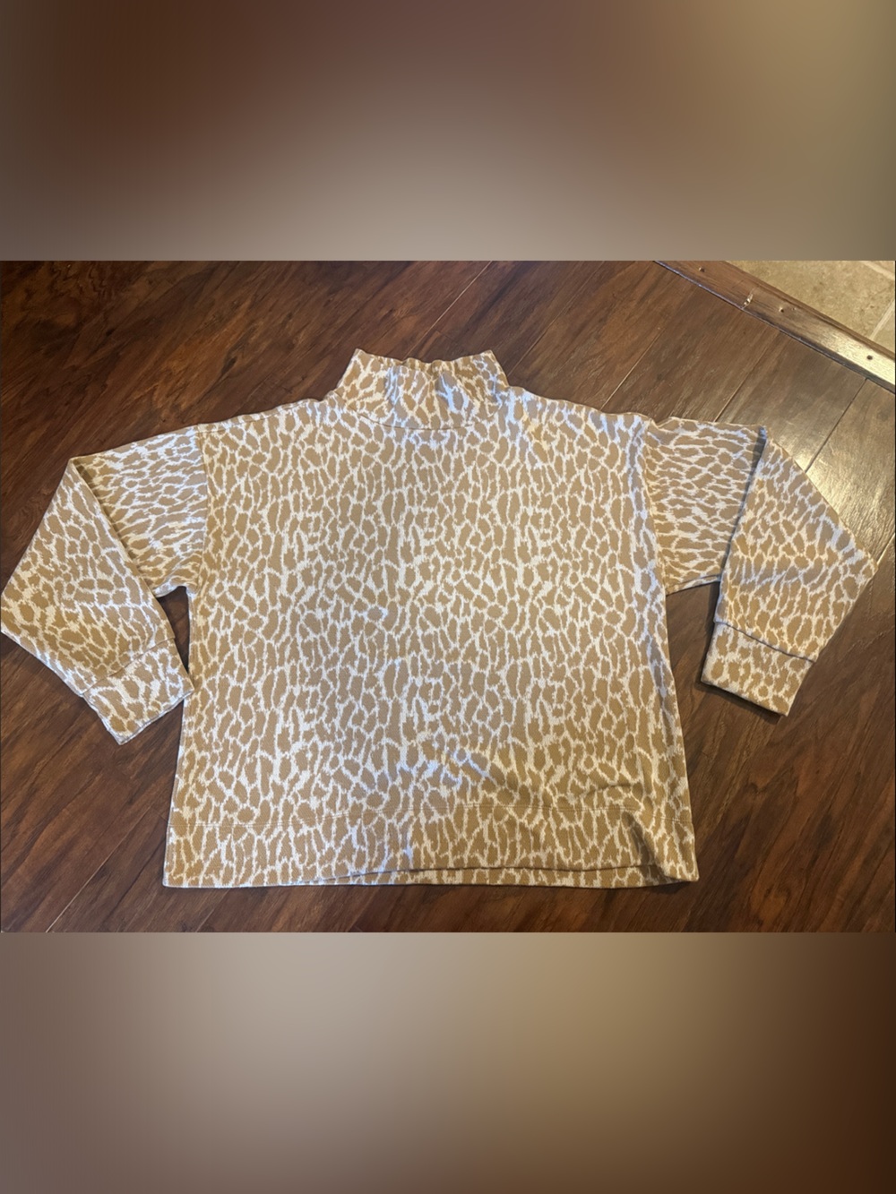 LOFT Beige and White Animal-Print Top